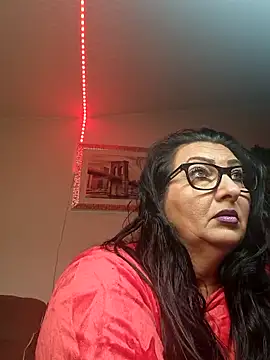 Snapshot of Genoveva73sexy chatting on 03-19-25, 09:16 Genoveva73sexy online show from 03-19-25, 09:16