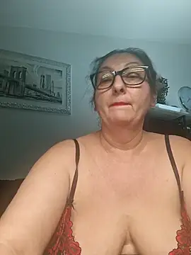 Snapshot of Genoveva73sexy chatting on 09-30-25, 05:19 Genoveva73sexy online show from 09-30-25, 05:19