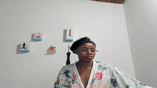 laisladecristal online show from 03-19-26, 02:33