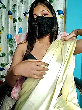 Snapshot of Reena_Singh53 chatting on 02-22-25, 11:46 Reena Singh53 online show from 02-22-25, 11:46