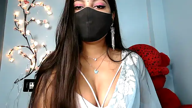Snapshot of Reena_Singh53 chatting on 09-18-25, 11:13 Reena Singh53 online show from 09-18-25, 11:13
