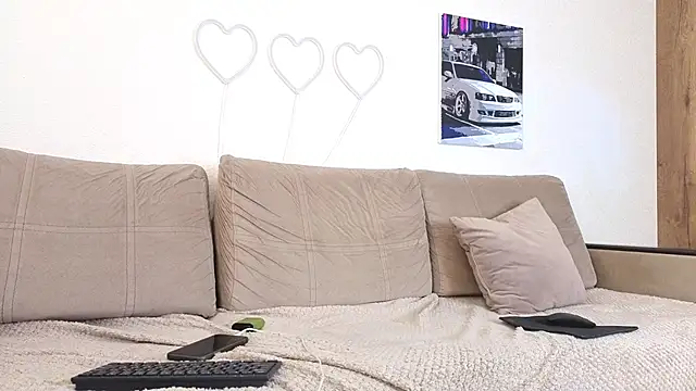 Snapshot of Ian_Connery chatting on 10-29-25, 10:03 Ian Connery online show from 10-29-25, 10:03