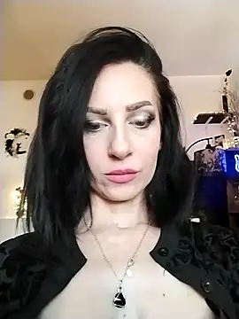 Snapshot of dahlia_82 chatting on 07-10-26, 08:47 dahlia 82 online show from 07-10-26, 08:47