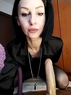 Snapshot of dahlia_82 chatting on 03-02-26, 09:27 dahlia 82 online show from 03-02-26, 09:27