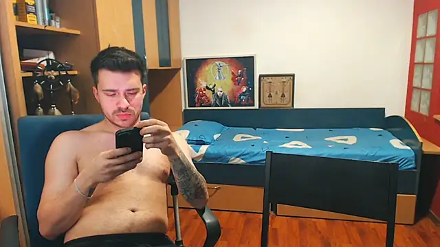 JohnnyStepBro online show from 12-30-24, 04:40