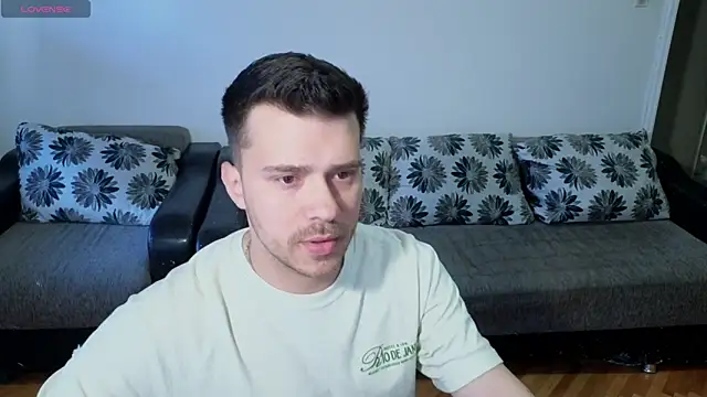 Snapshot of JohnnyStepBro chatting on 05-03-26, 03:15 JohnnyStepBro online show from 05-03-26, 03:15