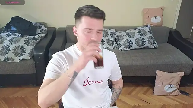 JohnnyStepBro online show from 03-21-25, 02:51