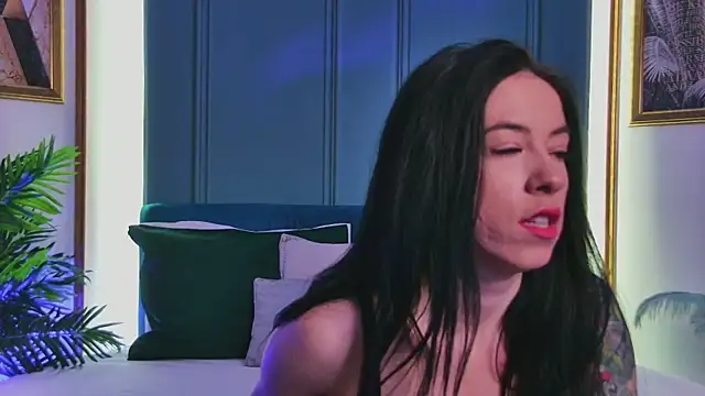 MadilynFox online show from 02-04-26, 08:15