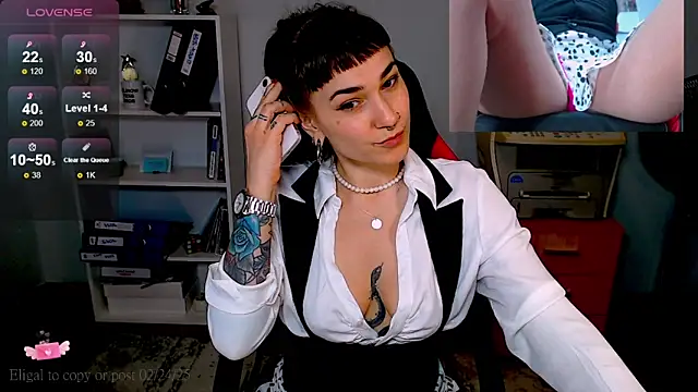 Snapshot of FoxRineHelen chatting on 02-24-25, 03:42 FoxRineHelen online show from 02-24-25, 03:42