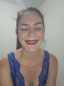 Hanny 24 online show from 10-21-25, 08:47