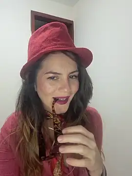 Hanny 24 online show from 10-10-25, 03:18