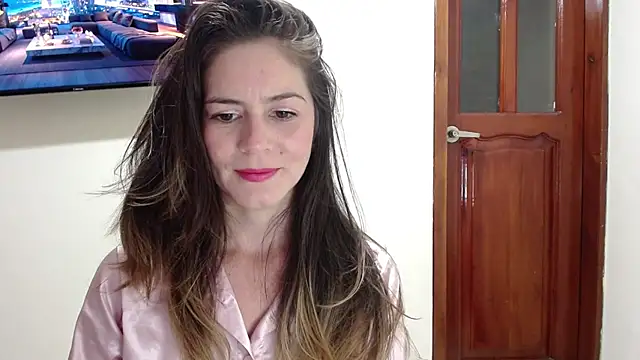 Snapshot of Hanny_24 chatting on 02-21-26, 11:07 Hanny 24 online show from 02-21-26, 11:07