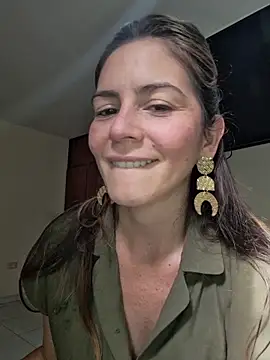 Snapshot of Hanny_24 chatting on 02-09-26, 08:18 Hanny 24 online show from 02-09-26, 08:18