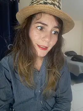 Hanny 24 online show from 09-28-25, 02:51