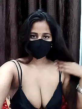 Snapshot of Lalisa_sexy chatting on 03-15-25, 05:26 Lalisa sexy online show from 03-15-25, 05:26