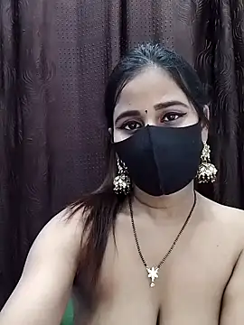 Snapshot of Lalisa_sexy chatting on 09-20-25, 04:45 Lalisa sexy online show from 09-20-25, 04:45