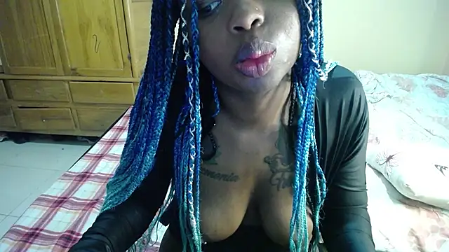  Zooee online show from 02-12-25, 05:16