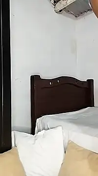 Snapshot of anitagrenn chatting on 03-16-25, 02:10 anitagrenn online show from 03-16-25, 02:10