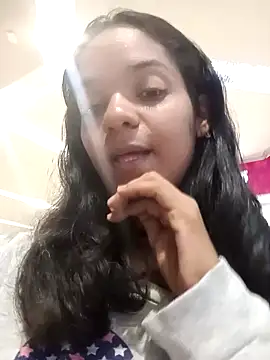 Snapshot of anitagrenn chatting on 12-11-24, 01:26 anitagrenn online show from 12-11-24, 01:26