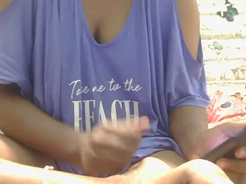 Snapshot of chocolatebabtamill chatting on 02-16-26, 05:22 chocolatebabtamill online show from 02-16-26, 05:22