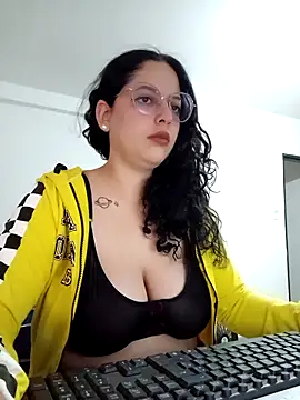 babyluna939 online show from 05-11-26, 12:28