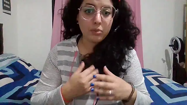 babyluna939 online show from 04-21-26, 01:42