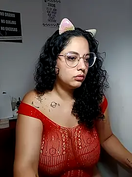 Snapshot of babyluna939 chatting on 02-09-26, 04:49 babyluna939 online show from 02-09-26, 04:49