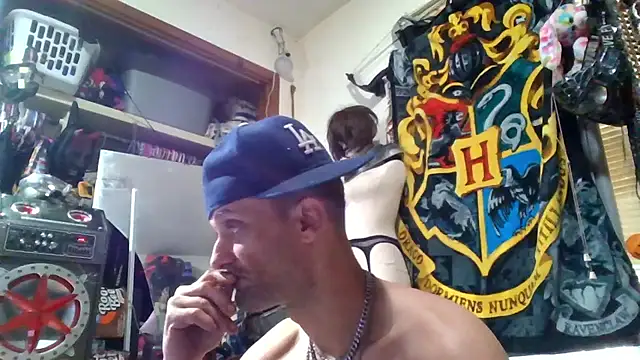 slinginbigD online show from 12-16-25, 08:13