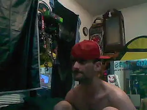 Snapshot of slinginbigD chatting on 03-09-25, 06:28 slinginbigD online show from 03-09-25, 06:28