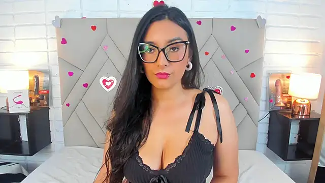 Isis Osman online show from 03-02-25, 02:47