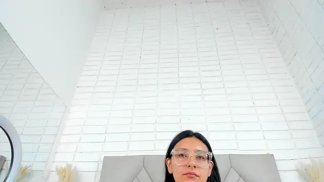 Isis Osman online show from 10-02-25, 07:17