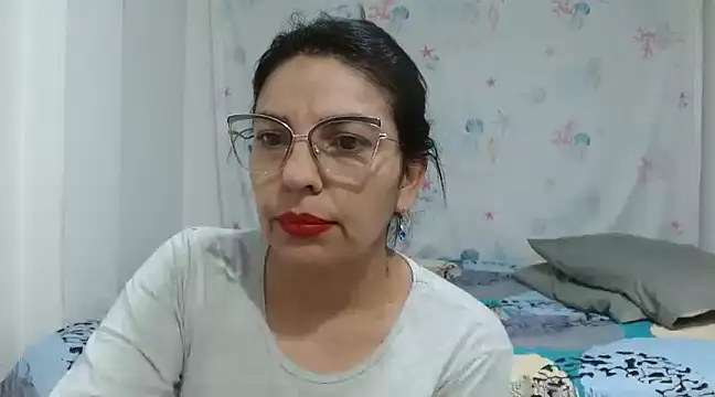 Snapshot of anybellucci43 chatting on 03-22-25, 04:03 anybellucci43 online show from 03-22-25, 04:03