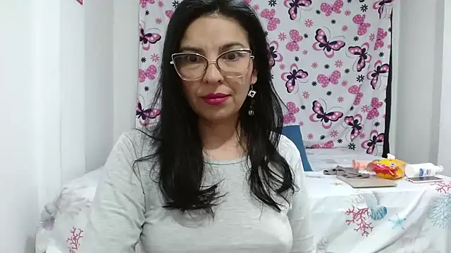 Snapshot of anybellucci43 chatting on 02-09-25, 09:37 anybellucci43 online show from 02-09-25, 09:37