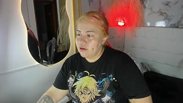 Bruja  Scarlata online show from 09-25-25, 10:21