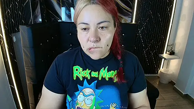 Bruja  Scarlata online show from 11-08-25, 10:08