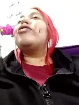 Bruja  Scarlata online show from 01-13-26, 10:30