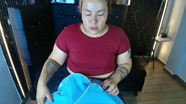 Bruja  Scarlata online show from 11-24-25, 10:15