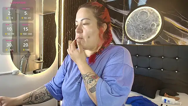 Bruja  Scarlata online show from 09-10-25, 11:53