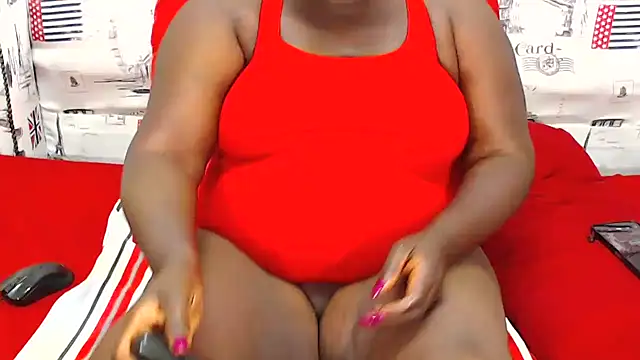 Snapshot of Honeybumsx32 chatting on 05-19-26, 04:19 Honeybumsx32 online show from 05-19-26, 04:19