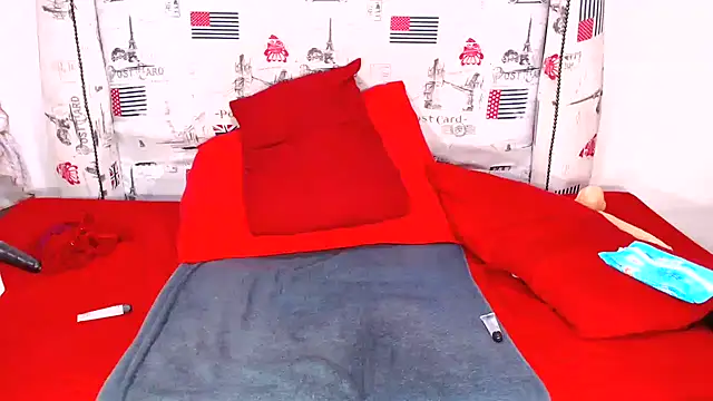 Honeybumsx32 online show from 11-14-25, 08:40