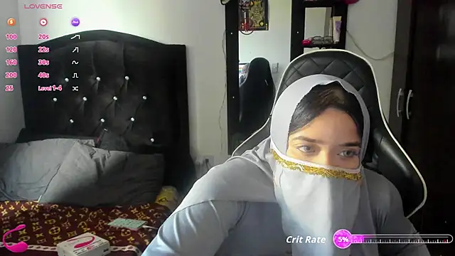 janna isa online show from 12-15-25, 07:31