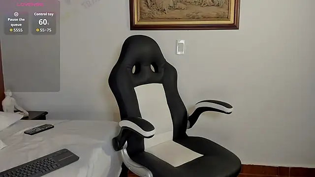 Wendy Marchall online show from 11-06-25, 08:02