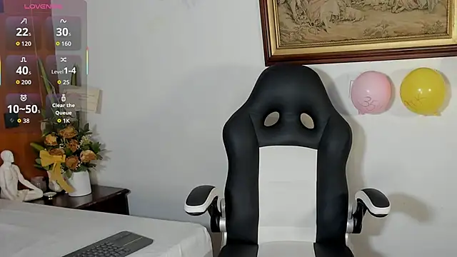 Wendy Marchall online show from 02-26-26, 07:03