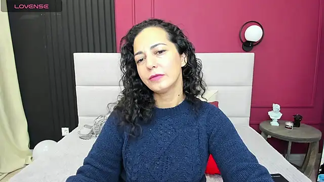 Linda Insatiable online show from 10-05-25, 01:29