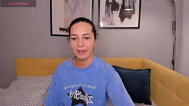 Linda Insatiable online show from 03-08-25, 01:50