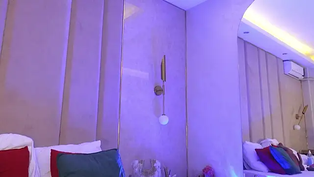 Denise Taylor online show from 02-19-26, 05:59