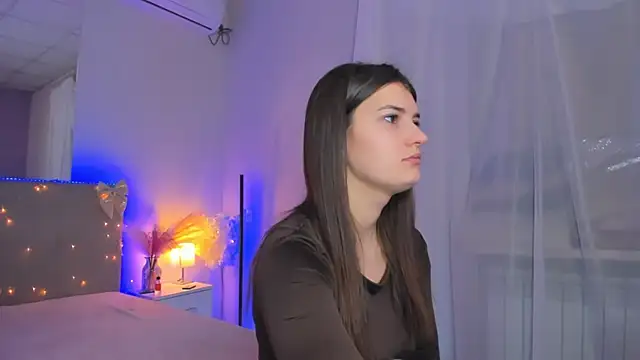 Laura Leee online show from 03-24-26, 06:13