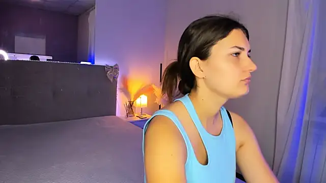 Snapshot of Laura_Leee chatting on 07-05-26, 05:03 Laura Leee online show from 07-05-26, 05:03