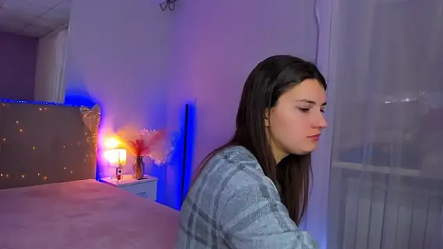 Laura Leee online show from 03-10-26, 06:28