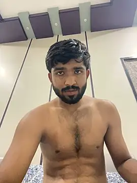 Jhonnn98 online show from 06-17-26, 03:44